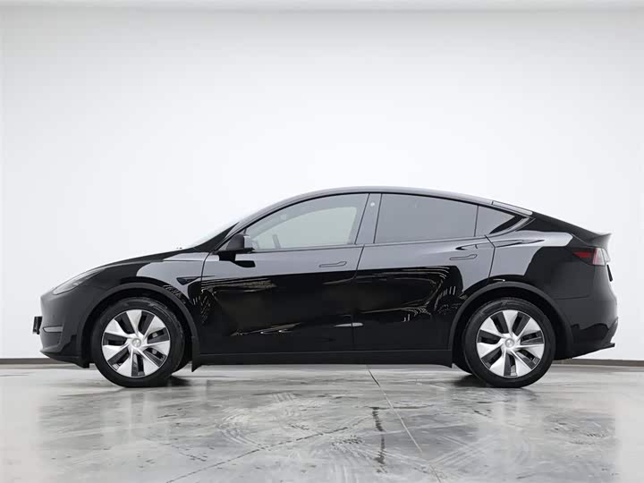 Фото 5 - Tesla Model Y