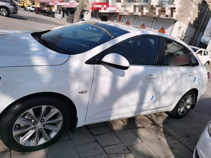 Фото 5 - Chevrolet Monza