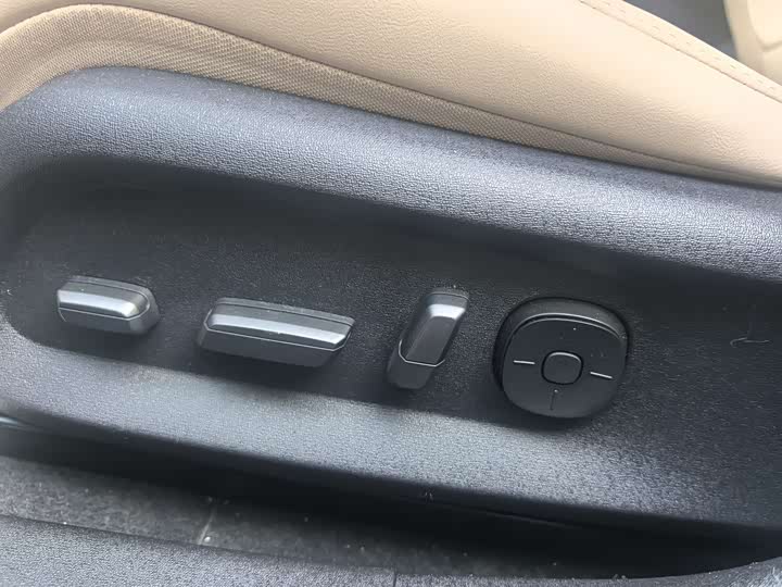 Фото 5 - Nio ET5T