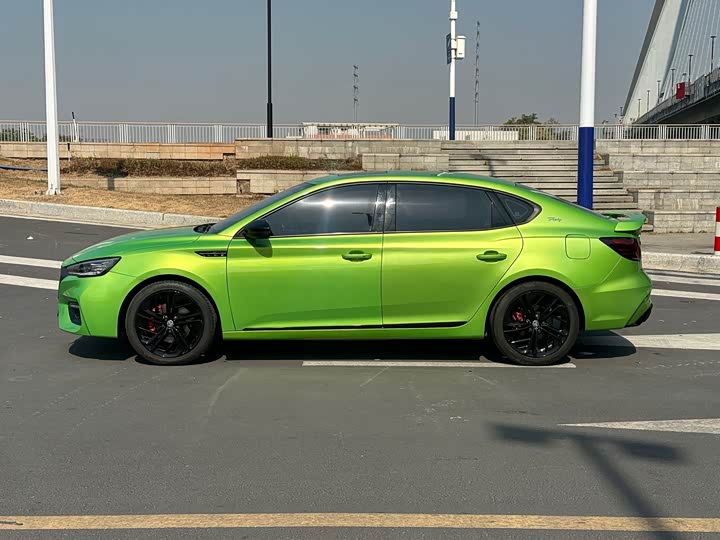 Фото 8 - MG Motor 6