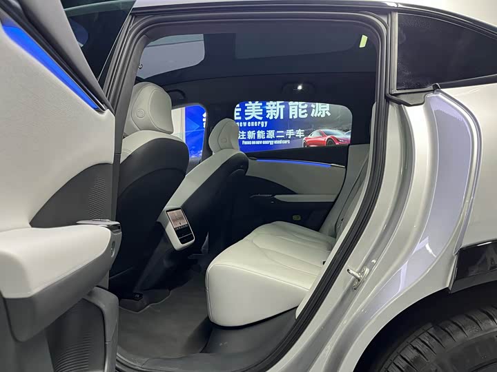 Фото 6 - XPeng G7