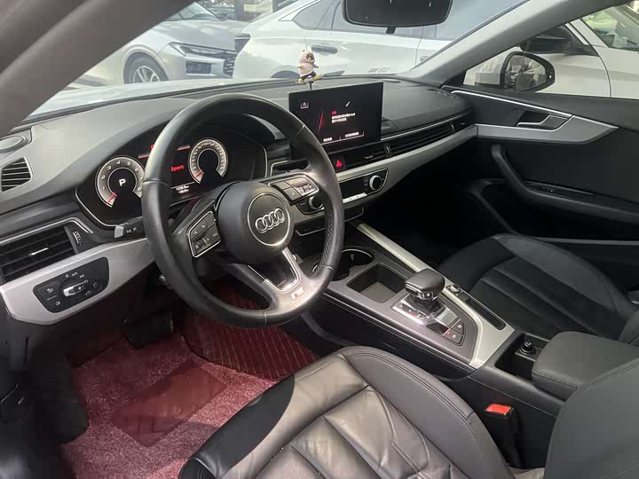 Фото 6 - Audi A5