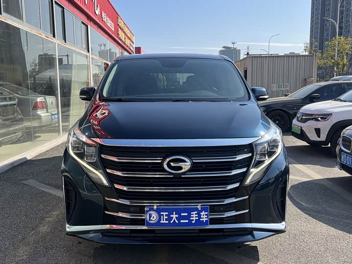 Фото 2 - GAC Trumpchi M8