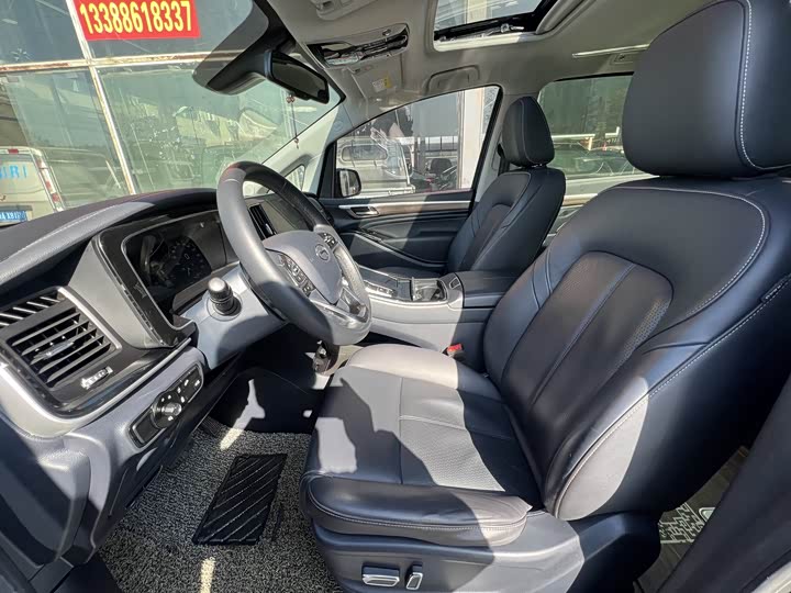 Фото 4 - GAC Trumpchi M8