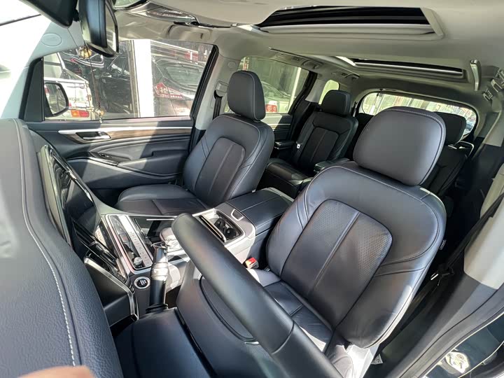 Фото 6 - GAC Trumpchi M8