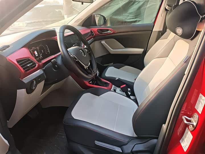 Фото 8 - Volkswagen T-Cross