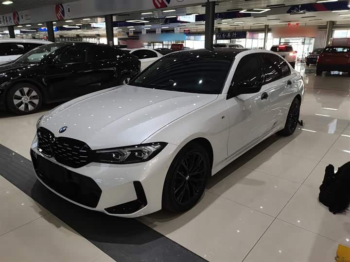 Фото 1 - BMW 3 Series