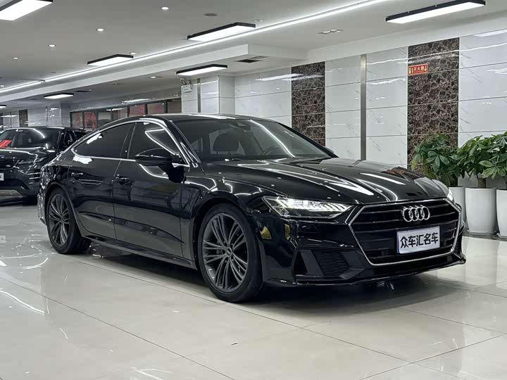 Фото 3 - Audi A7