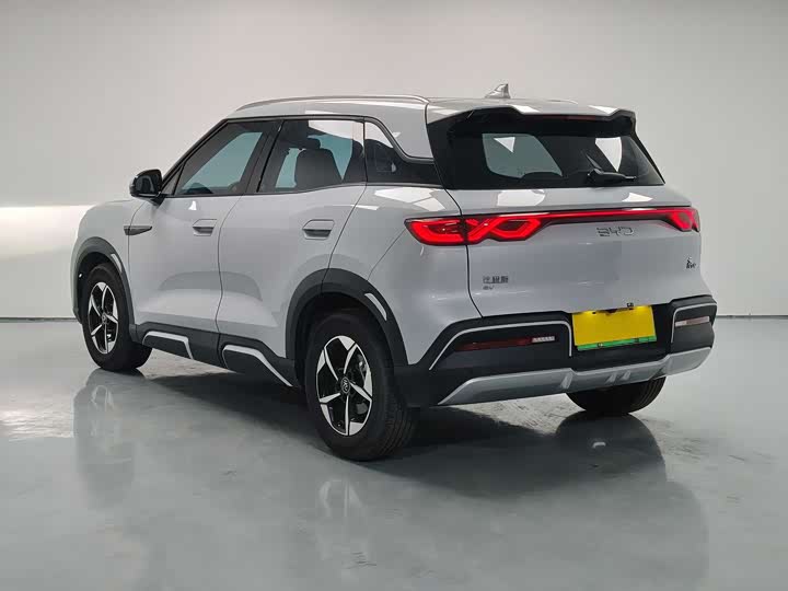 Фото 5 - BYD Yuan Up