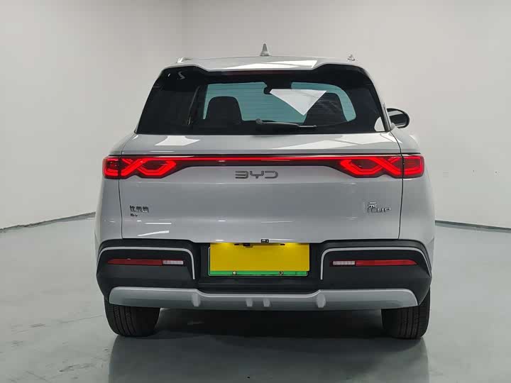 Фото 8 - BYD Yuan Up