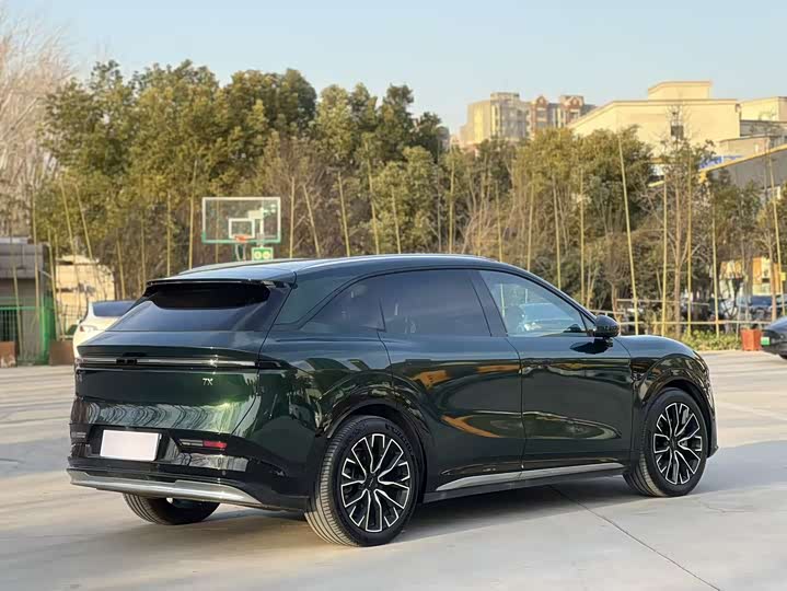 Фото 7 - Zeekr 7X