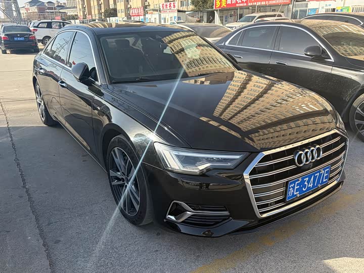 Фото 3 - Audi A6L