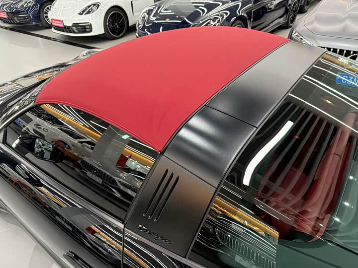 Фото 8 - Porsche 911