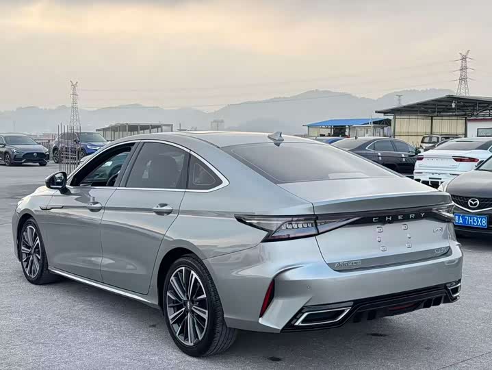 Фото 7 - Chery Arrizo 8