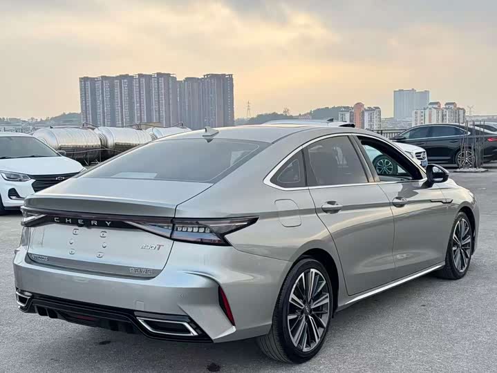 Фото 9 - Chery Arrizo 8