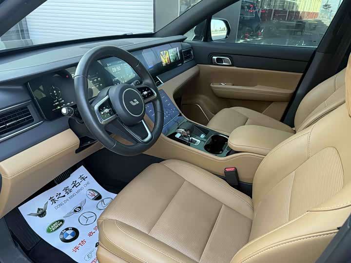 Фото 8 - LiXiang One