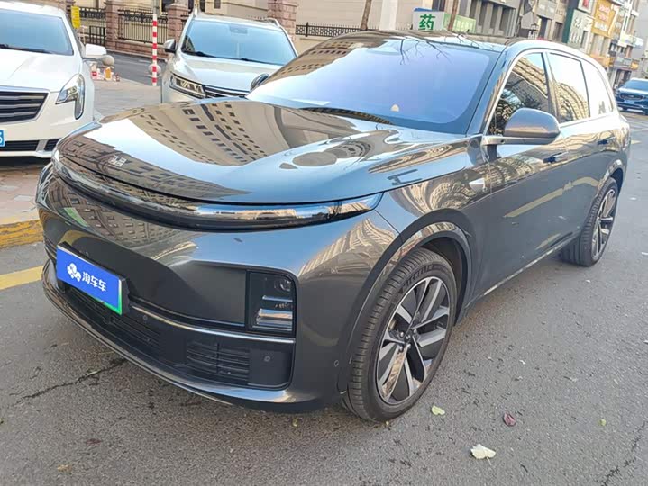 Фото 1 - LiXiang L7