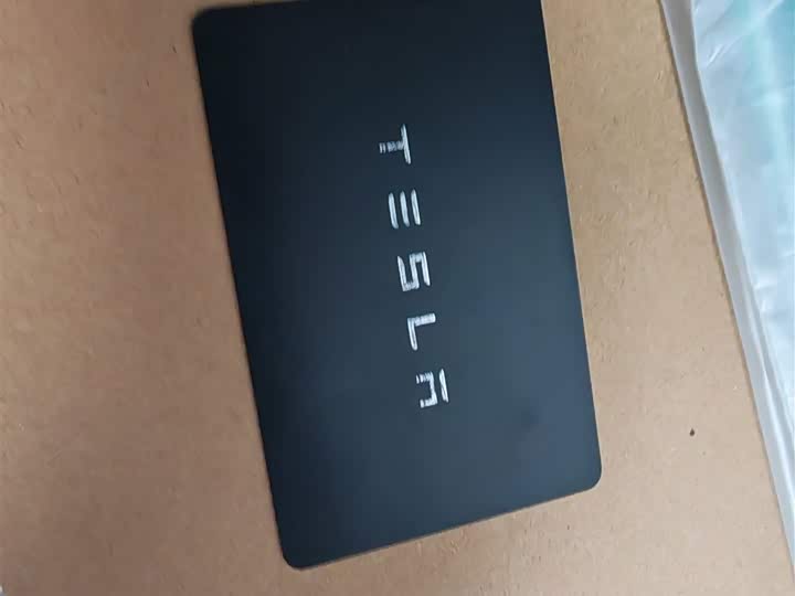 Фото 9 - Tesla Model 3