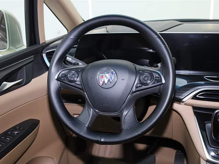 Фото 7 - Buick GL8 ES