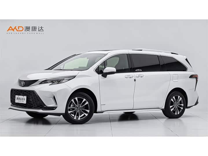 Фото 1 - Toyota Granvia