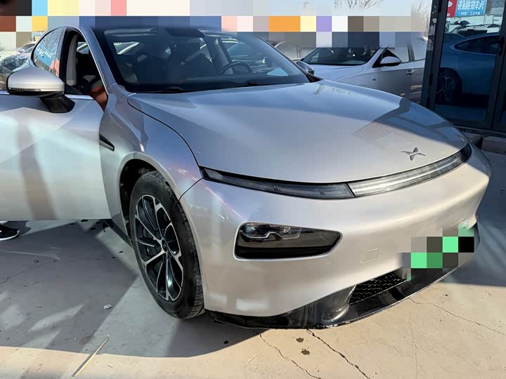 Фото 3 - XPeng P7