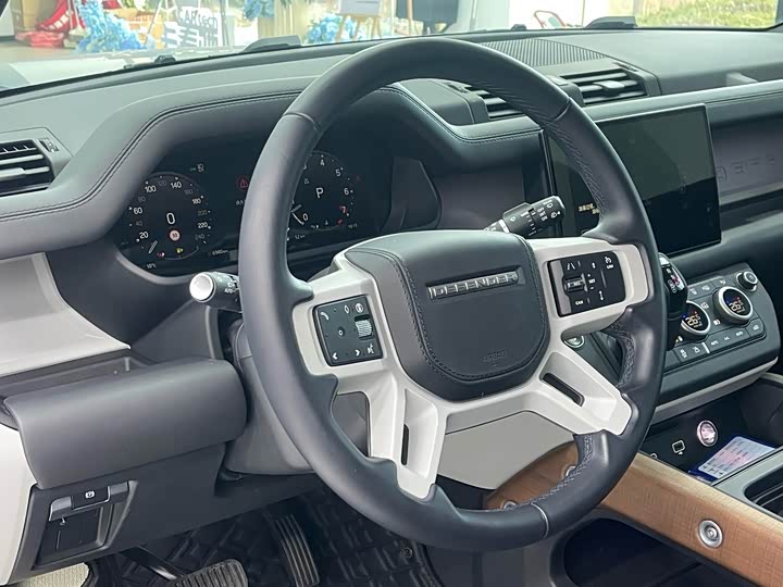 Фото 5 - Land Rover Defender