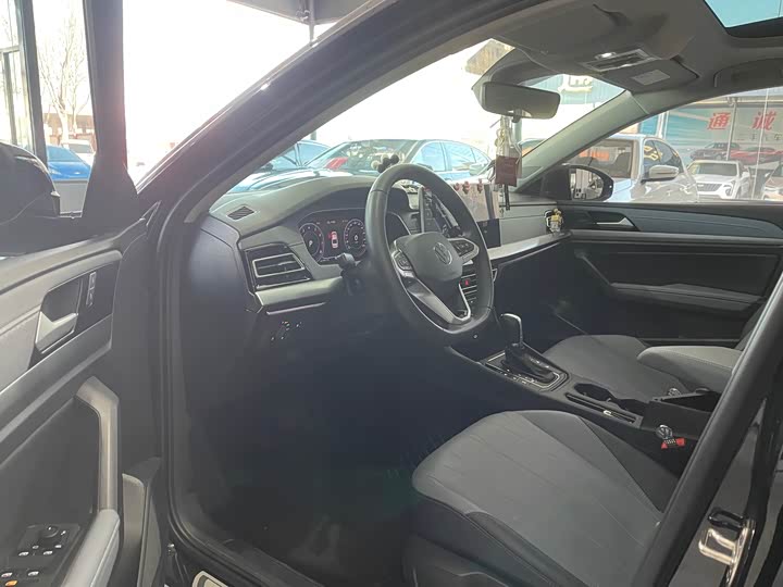 Фото 4 - Volkswagen Lavida