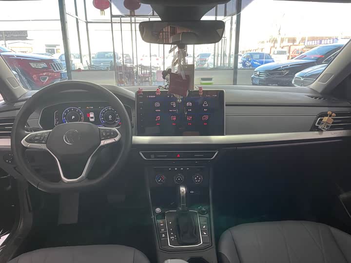 Фото 6 - Volkswagen Lavida