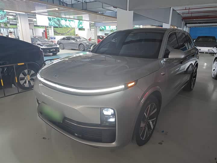 Фото 2 - LiXiang L7