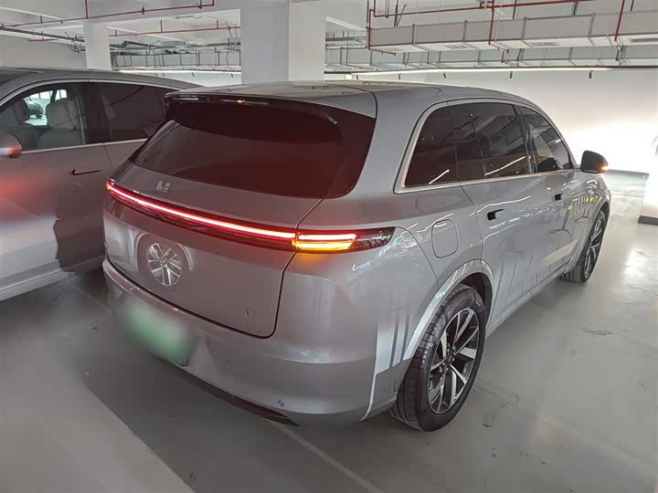 Фото 7 - LiXiang L7