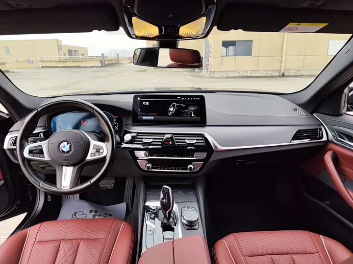 Фото 5 - BMW 5 Series Hybrid