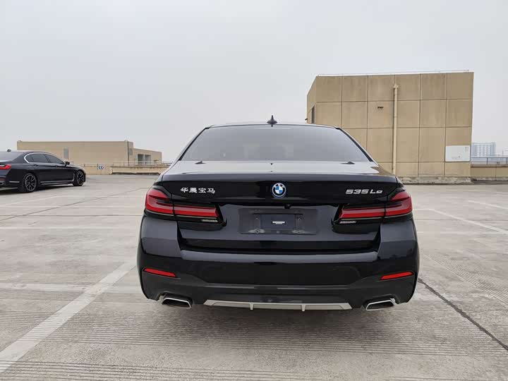 Фото 8 - BMW 5 Series Hybrid