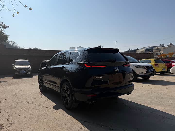 Фото 8 - Honda Breeze