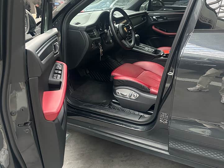 Фото 7 - Porsche Macan