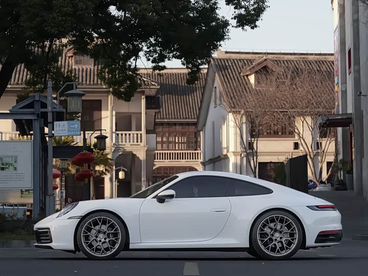 Фото 6 - Porsche 911