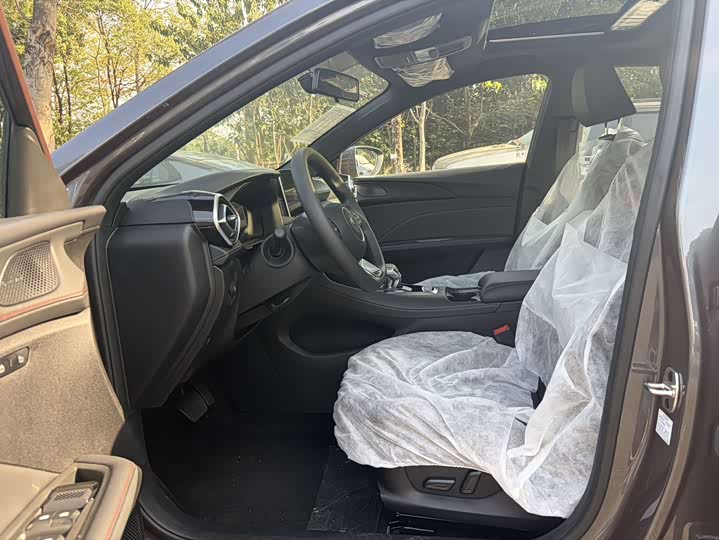 Фото 7 - MG Motor 5