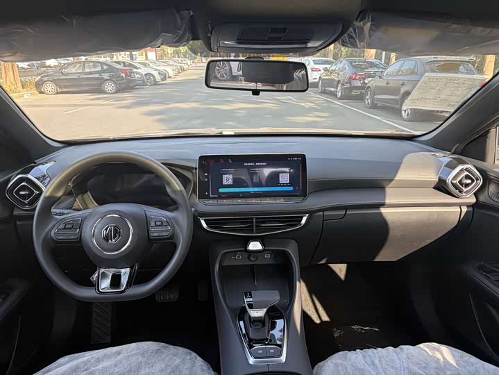 Фото 9 - MG Motor 5