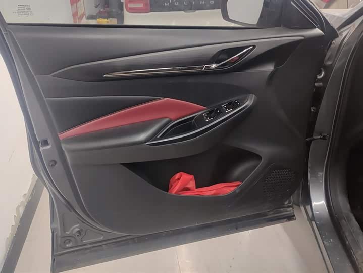 Фото 7 - Changan Oshan X5