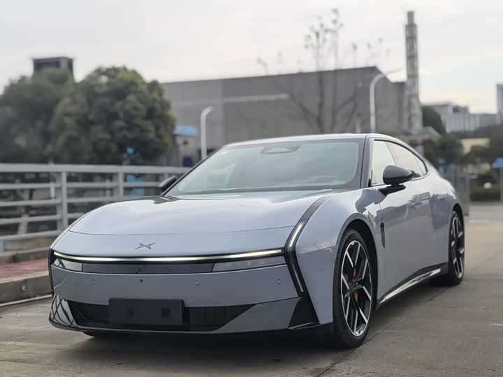 Фото 1 - XPeng P7