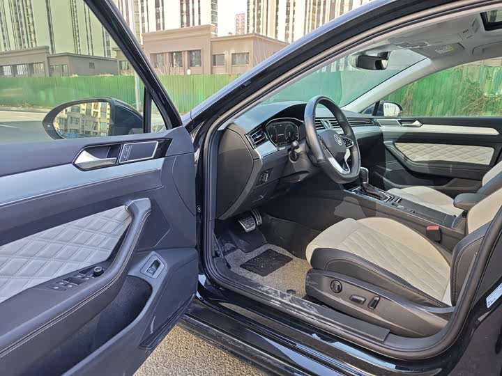 Фото 5 - Volkswagen Magotan