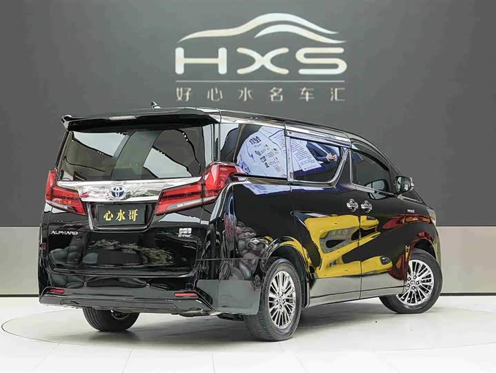 Фото 4 - Toyota Alphard