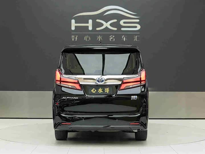 Фото 5 - Toyota Alphard