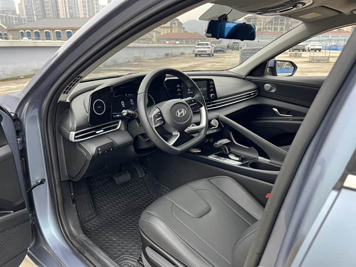 Фото 4 - Hyundai Elantra N line