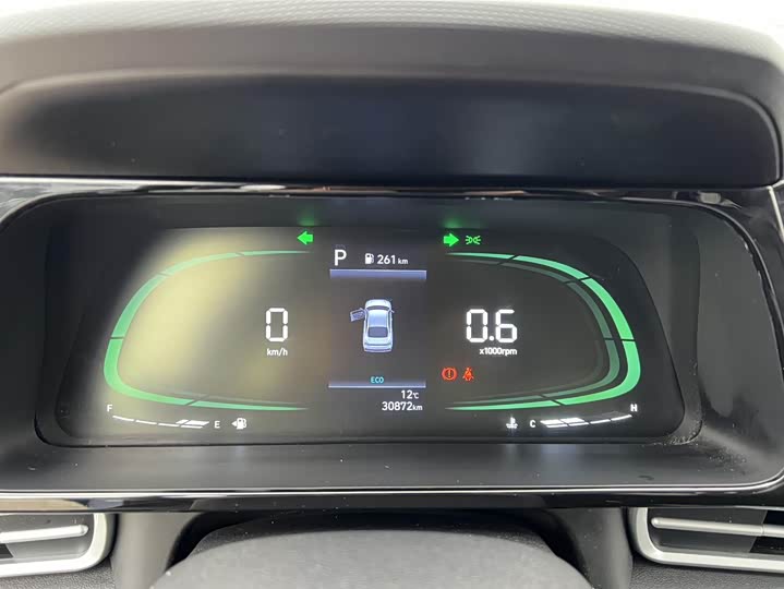 Фото 5 - Hyundai Elantra N line