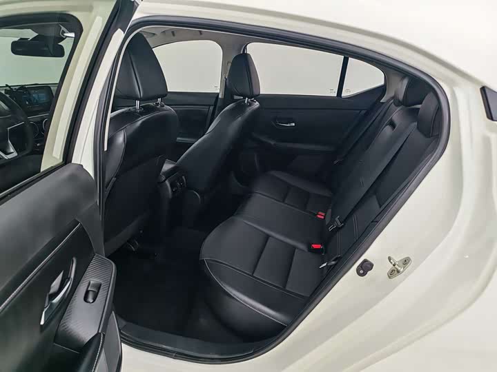 Фото 8 - Nissan Sylphy