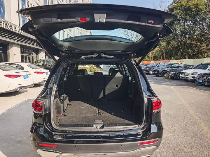 Фото 7 - Mercedes-Benz GLB-Class