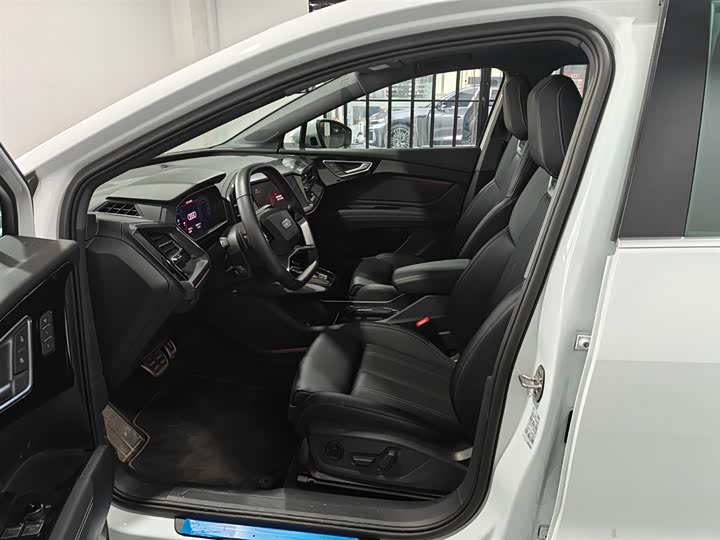 Фото 9 - Audi Q4 e-tron