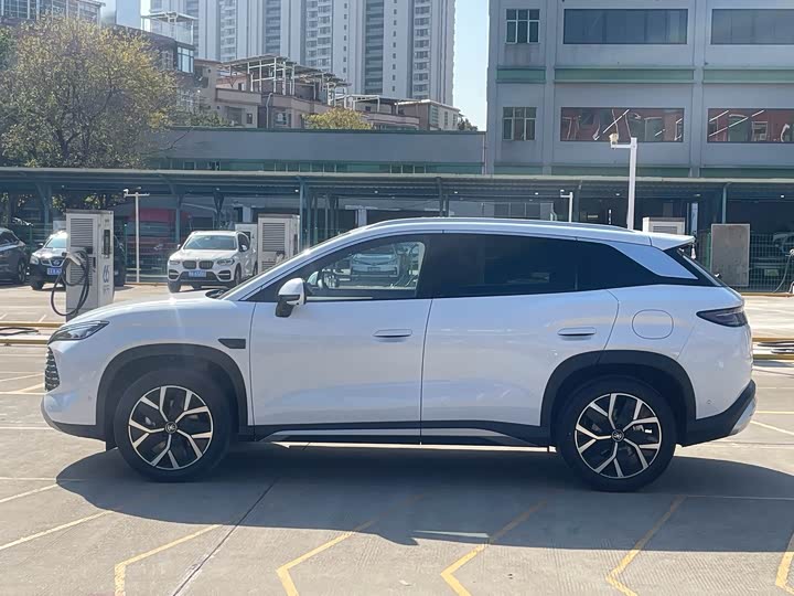 Фото 3 - BYD Song L DM-i Hybrid