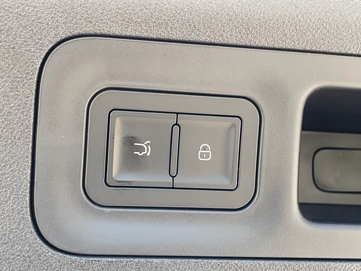 Фото 7 - BYD Song L DM-i Hybrid