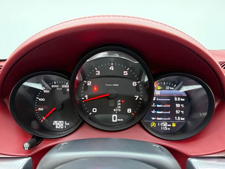 Фото 2 - Porsche 718